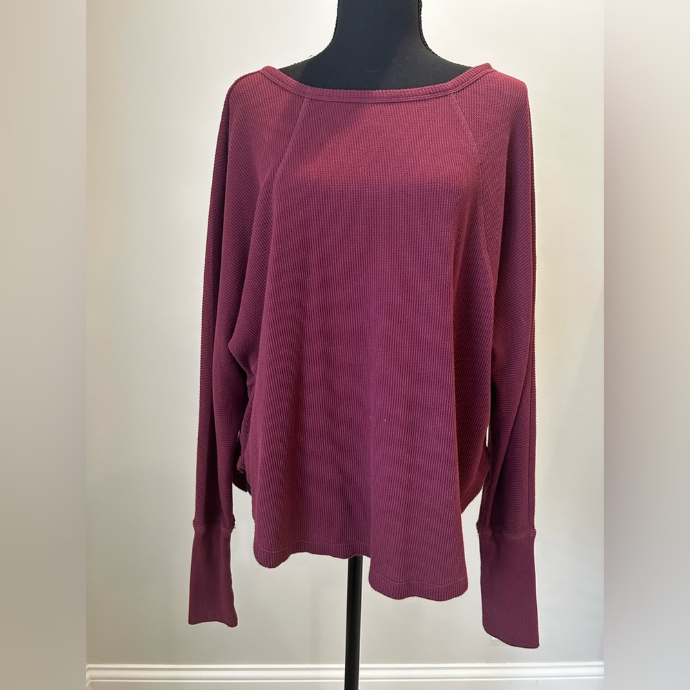 MPG Women’s Bat Wing Long Sleeve Tee Size S